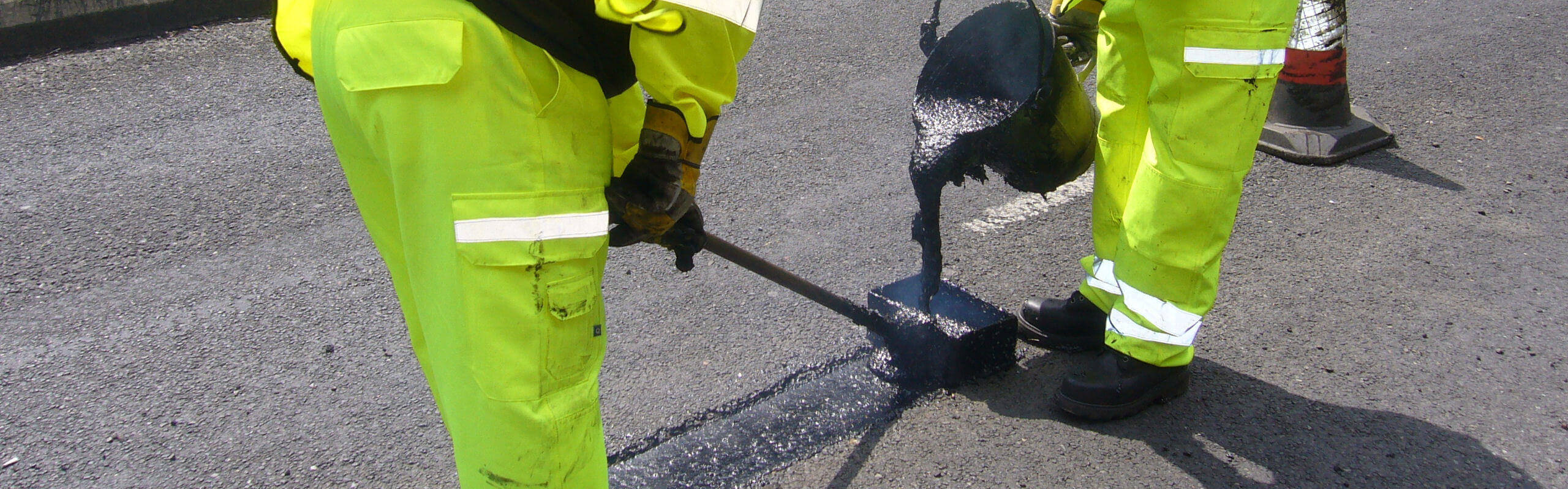 Road crack and joints repaired with Jointmaster BBA HAPAS approved system from Rhino Asphalt Solutions