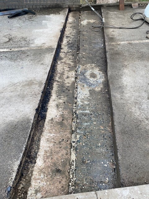 Step 1: Excavated joint Excavated APJ Asphaltic plug bridge joint