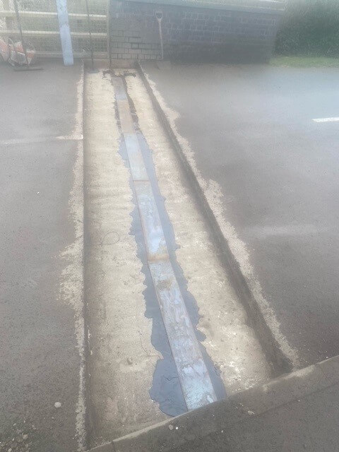 2: Steel plates in place steel plates Asphaltic plug bridge joint APJ by Rhino Asphalt